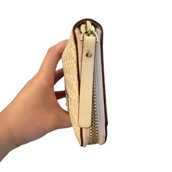Kate Spade Penn Place Embossed Neda Leather Zip Around Wallet Cream Money Holder - Picture 4 of 13